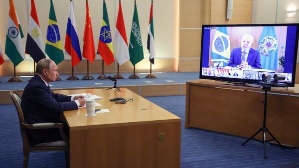 GRUPO DE LOS BRICS ACUERDA AVANZAR HACIA 