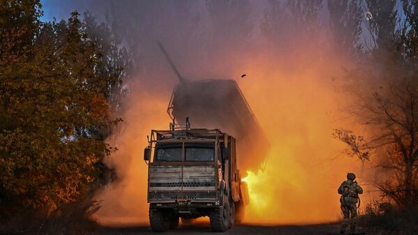 RUSIA LIBERA 2 LOCALIDADES Y ALCANZA 4 SISTEMAS LANZACOHETES MÚLTIPLES UCRANIANOS EN UN DÍA
